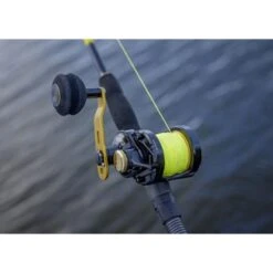 Black Cat Battle Cat Vertical 710 LH Reel -Vissen Product Winkel 3730665Black Cat Battle Cat Vertical 710 LH Reel 7